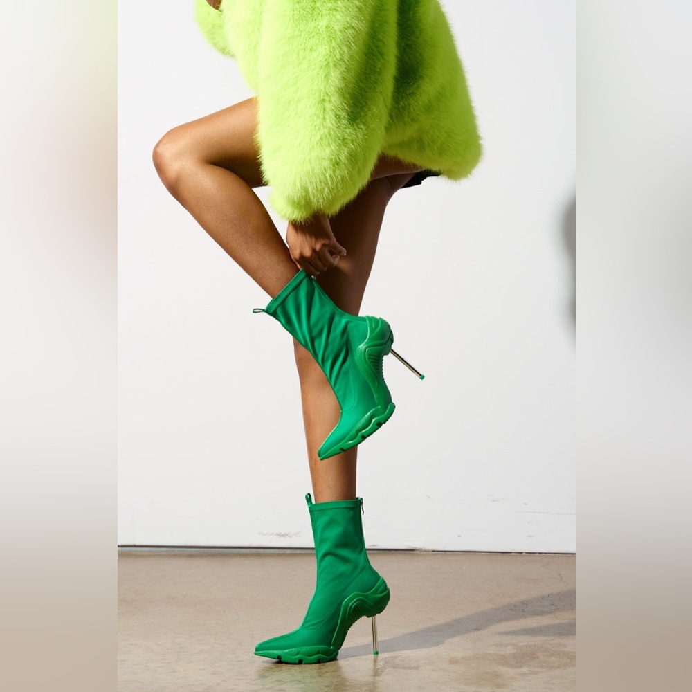 Azalea Wang Wilber Bootie With Stretch Neoprene In Green